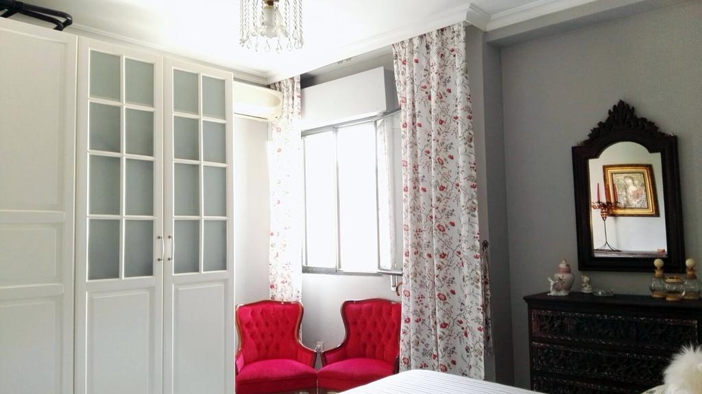 Triana Home & Free Parking เซบีญา ภายนอก รูปภาพ